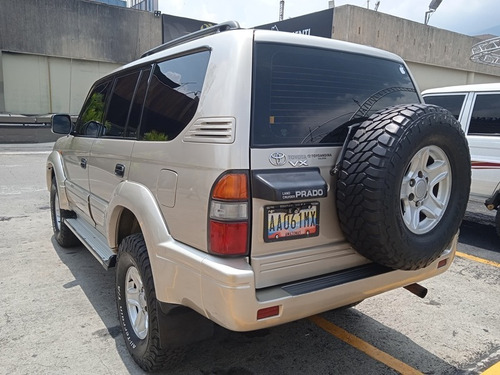 Imagen 4 de 13 de Toyota Prado