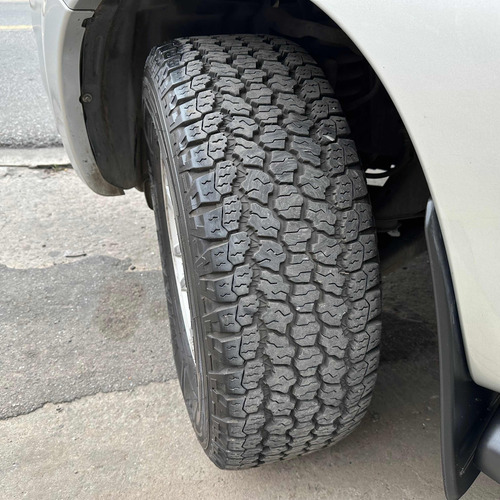 Toyota Hilux 3.0 Cd Srv Cuero 171cv 4x2