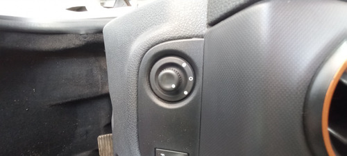 Imagem 10 de 15 de Sandero Stepway 1,6r- Renault