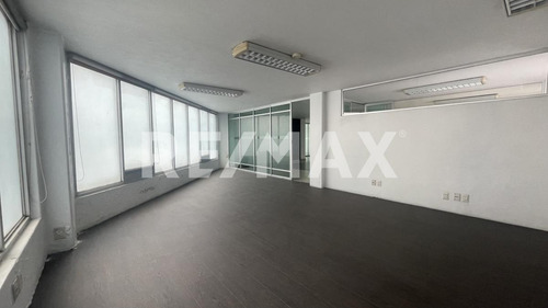 Consultorio Y Oficinas En Renta En Periferico Norte, Bosque Ce Echegaray, Naucalpan De Juarez.