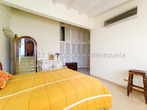 Imagen 12 de 15 de Casa En Venta Urbanización Lomas De La Trinidad. #22-19304. Megv (04125486572)
