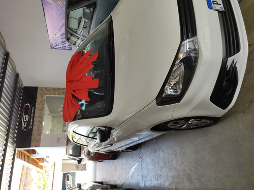 Imagem 2 de 8 de Volkswagen Gol 2018 1.0 12v Trendline Total Flex 5p