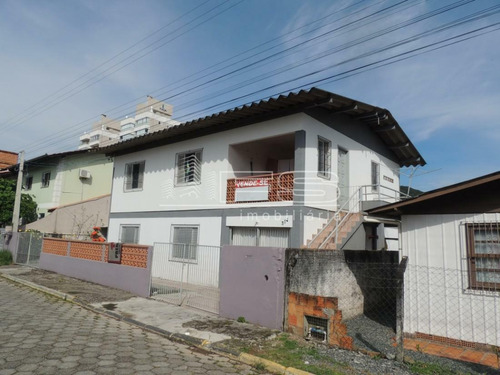 Imagem 1 de 15 de Sobrado 6 Dormitorios Itapema - 2898