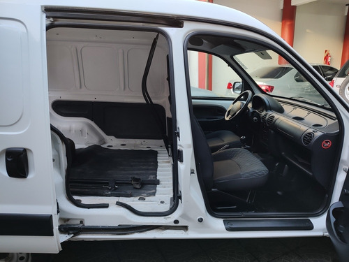Imagen 9 de 10 de Renault Kangoo 1.6 Furgon Ph3 Confort 1plc 2017