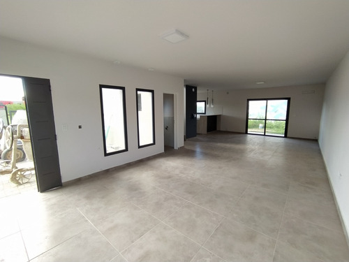 Imagen 3 de 14 de Duplex En Venta 3 Dormitorios Housing Nuevo Poeta Lugones