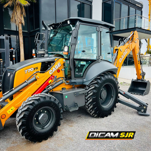 Retroexcavadora Nueva Case 770 Fx 4×4 Año 2025 1447 A302