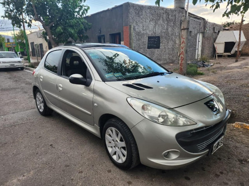 Peugeot 207 2.0 Sedan Xt Hdi