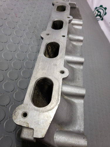 Base Multiple De Admisión Renault Megane 2 2.0 T/a 04-08 (Usado)