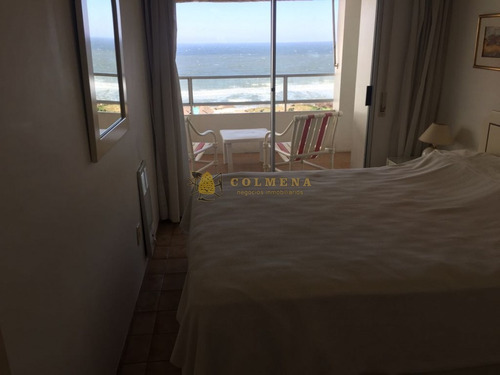 Apartamento De 2 Dormitorios Y Medio 2 Baños- Ref: 3198
