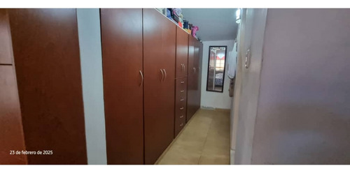 Casa En Venta En Urb Los Teques Country Club