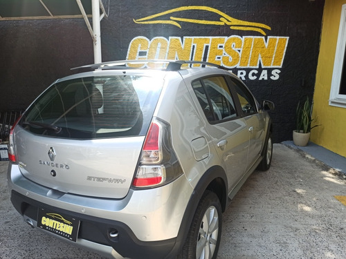 Imagem 4 de 9 de Renault Sandero Stepway 2012 1.6 16v Hi-flex 5p