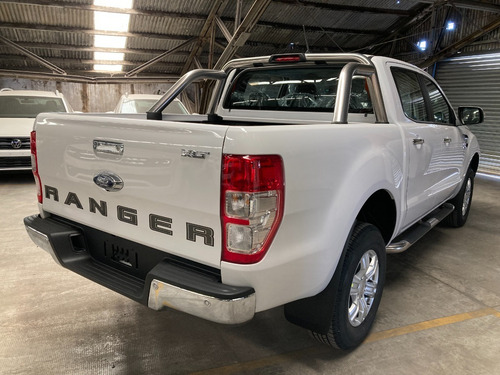 Imagen 3 de 15 de Ford Ranger Xlt 4x2 Mt 2022 0km Sin Rodar
