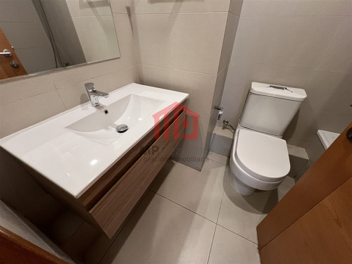Depto En Arriendo Casi Nuevo - Los Almendros