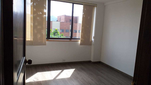 Imagen 7 de 12 de Se Arrienda Apartamento En Medellin Poblado