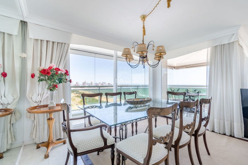 Imagen 2 de 30 de Apartamento En Punta Del Este, Frente Al Mar, Mansa!