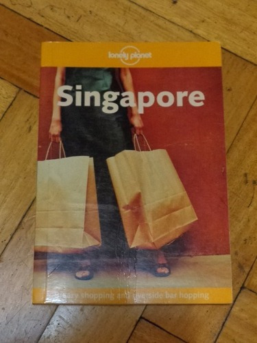 Singapore. Lonely Planet. 6th. Edition. 2003.&-.