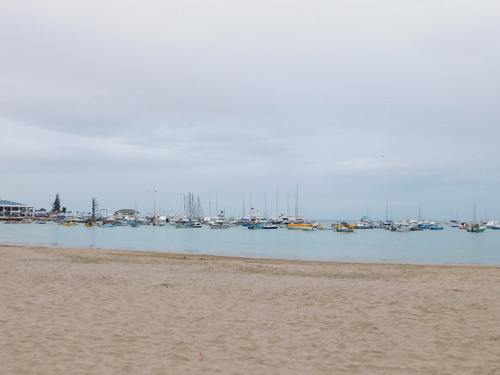 Salinas Sector Malecón Yacht Club- Ubicación Central A 3 Cuadras Playa- Mar Departamento Tipo Estudio Amoblado Equipado Área Tranquila-segura- Comercial