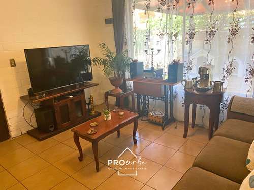 Gran Terreno - Casa En Venta 3 Dorm. 2 Baños En Valle Grande