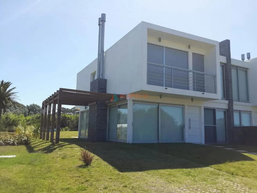 Casa A La Venta En El Complejo Silente - Punta Del Este