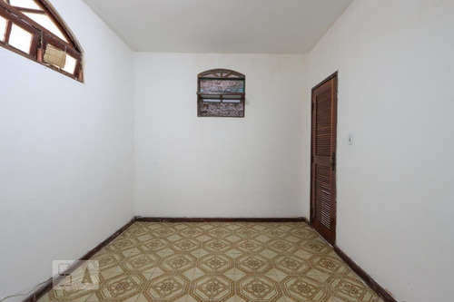 Imagem 10 de 15 de Casa Para Aluguel - Santa Teresa, 1 Quarto, 46 - 893423464