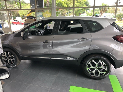 Imagem 3 de 9 de Renault Captur 1.3 Tce Iconic