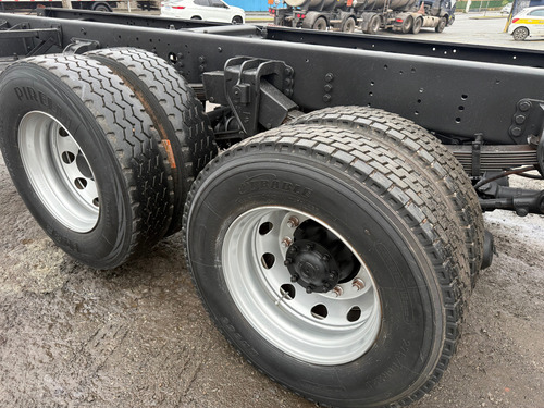 Vw 30280 Bitruck 2023 8x2 Chassis Ñ 30330 4eixos 24280 2426