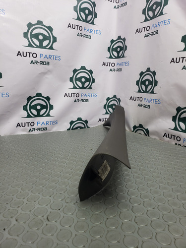 Moldura Inf. Poste Parabrisa Delant Iz Ford F150 5.4l 09-14 Marrón (Usado)