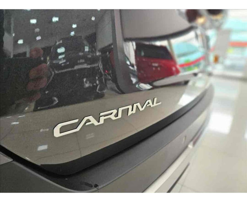 Kia Carnival 3.5 V6 GASOLINA EX AUTOMATICO