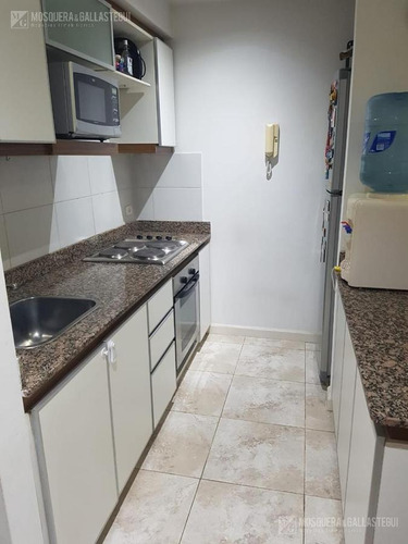 Imagen 8 de 30 de Muy Lindo Departamento En Jardines De Saravi