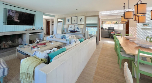 Estupenda Casa Muy Bien Pensada En Zapallar, Vista Hermosa