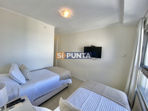 Imagen 9 de 28 de Venta De Penthouse De 2 Dormitorios En Edificio Imperiale Iii Punta Del Este