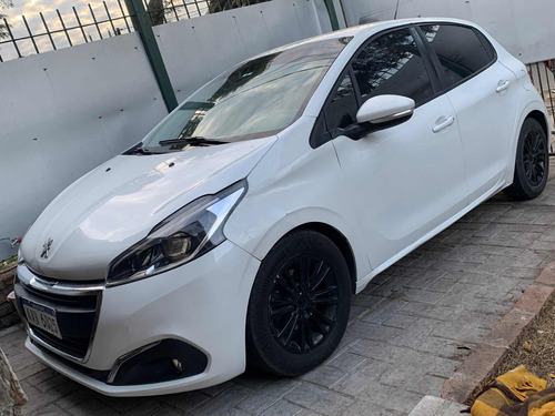 Peugeot 208 1.5 Allure