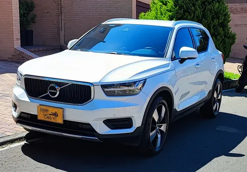 Volvo XC40 2.0 D4 Awd Momentum