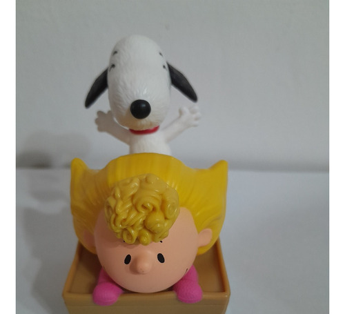 Sally Brown Y Soopy Mc Donalds 2015 Snoopy 