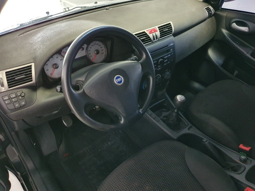 Fiat Stilo 1.8 8v Flex 5p 2007 / 2007 Preto Completo Único D