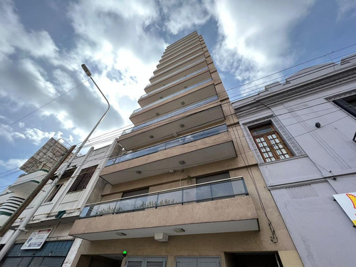 Avenida Mitre 1660, Avellaneda ¡dos Ambientes Amplio Al Frente!
