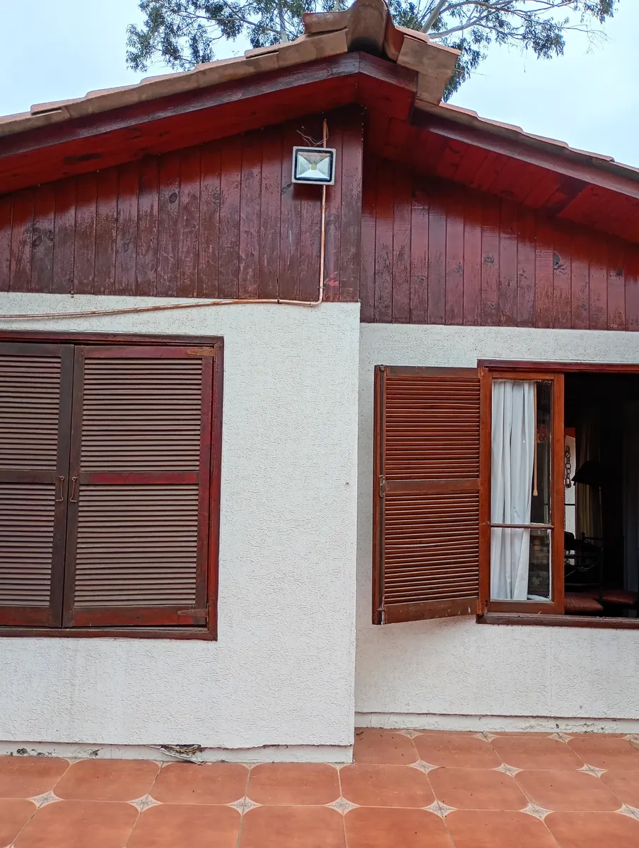 Imagen 2 de 18 de Casa Esquina De 2 Pisos En Condomio Cerrado