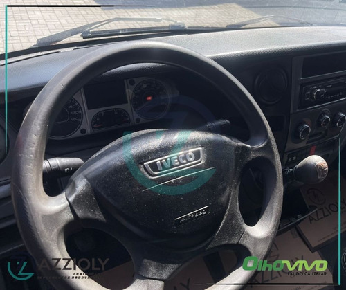 Imagem 8 de 15 de Iveco Daily 35s14