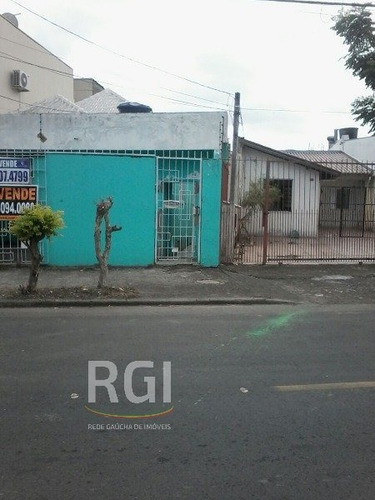 Casa Em Navegantes Com 3 Dormitórios - Ot5642