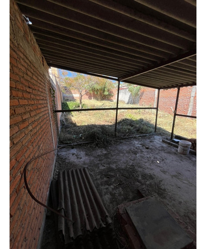 Terreno Bardeado En Venta En Ahuatepec R.