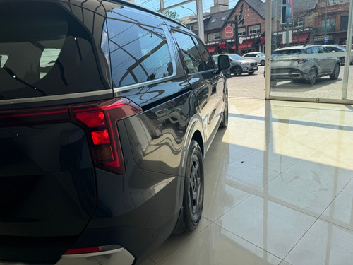 Kia Carnival 2.2 Crdi Premium Avn