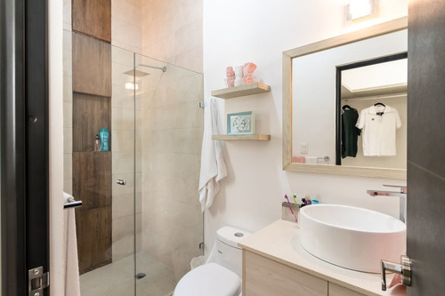 Imagen 22 de 25 de Casa En Venta En La Zona Diamante De Playa Del Carmen A Sol