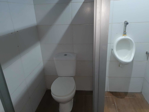 Imagen 7 de 10 de Venta Local En Avda Ramón Anador 3653 Y Bustamante!! Entrada Por Las 2 Calles