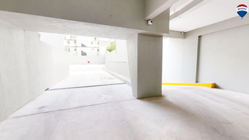 Venta Cochera En Caballito A Estrenar