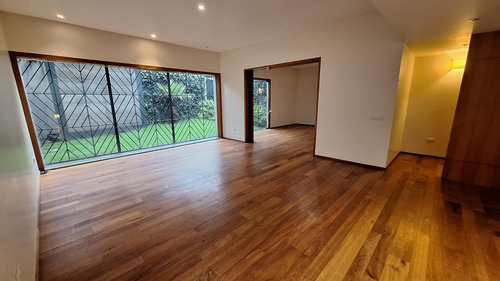 Casa En Lomas De Chapultepec