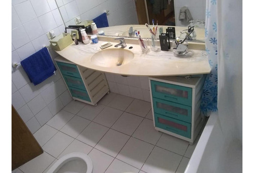 Excelente 3 Ambientes Con Espacio Guarda Coche.