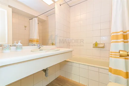 Departamento En Venta De 3 Dorm. En Las Condes