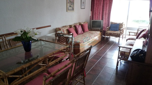 Apartamento En Aidy Grill, 2 Dormitorios *- Ref: 74