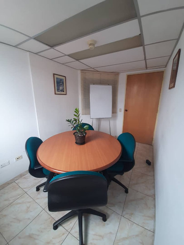 Sabana Grande Cerca Plaza Venezuela Cubiculo Alquiler $170