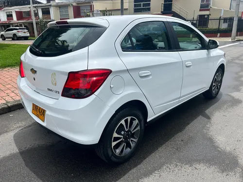 Chevrolet Onix 1.4 Ltz At